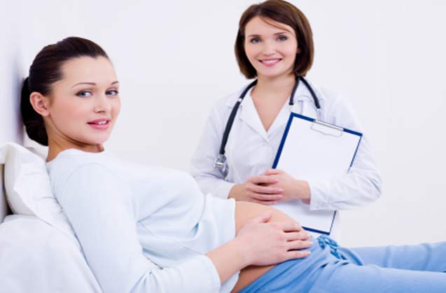 اولین ملاقات با پزشک در دوران بارداری